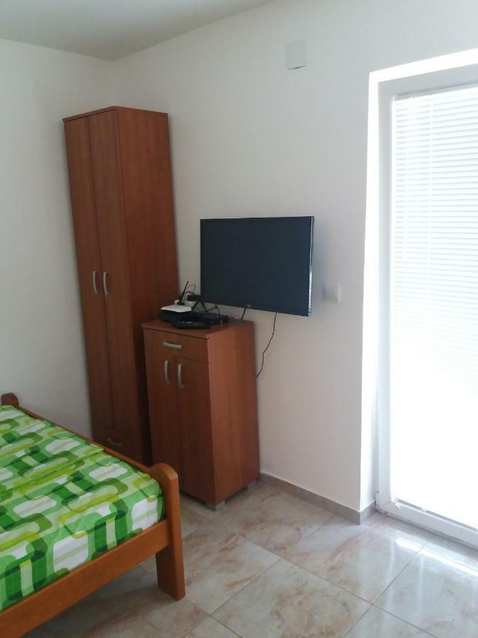 Mona&Mike Apartments 蒂瓦特 外观 照片