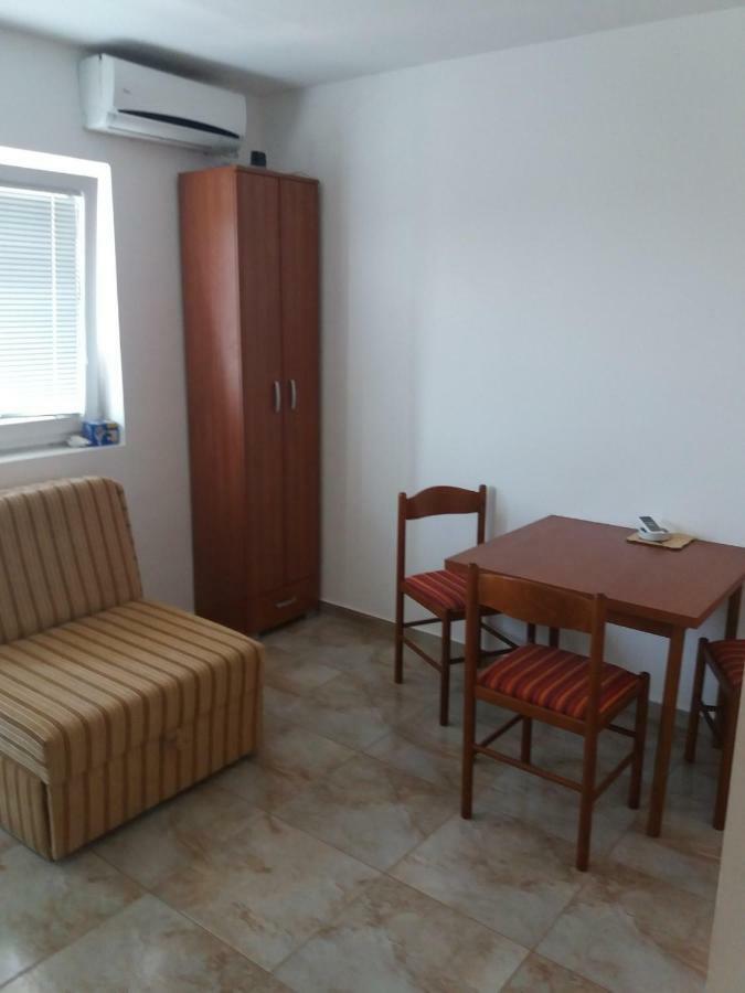 Mona&Mike Apartments 蒂瓦特 外观 照片